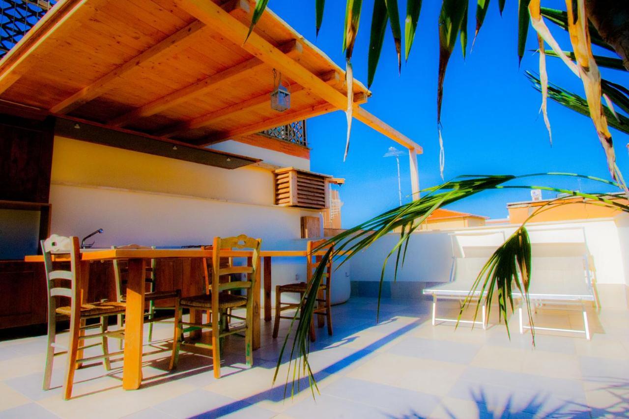 "Sea & Center" Free Beach, Wifi, Mini Pool, Roof Terrace, Ladispoli, Rome Kültér fotó